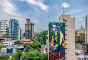 Mural gigante em SP homenageia produtora de café sustentável