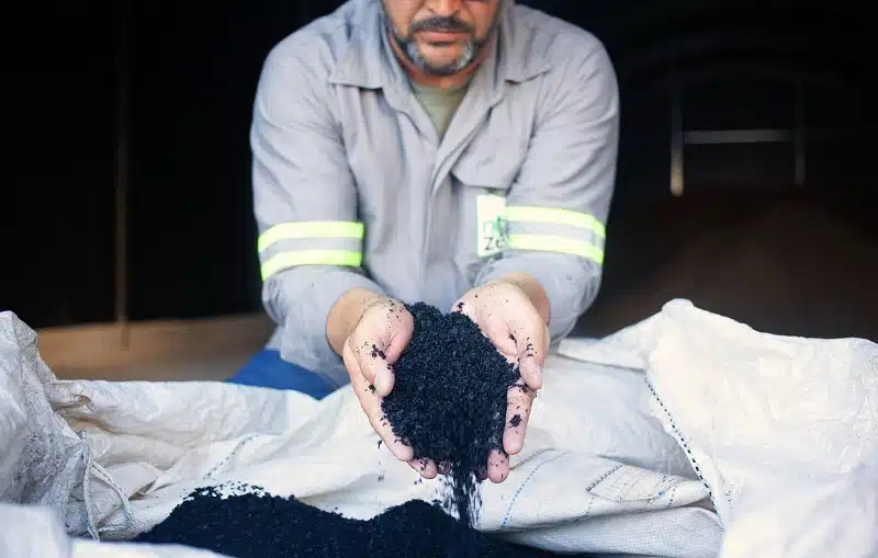 Startup lança primeira fábrica de biochar da América Latina