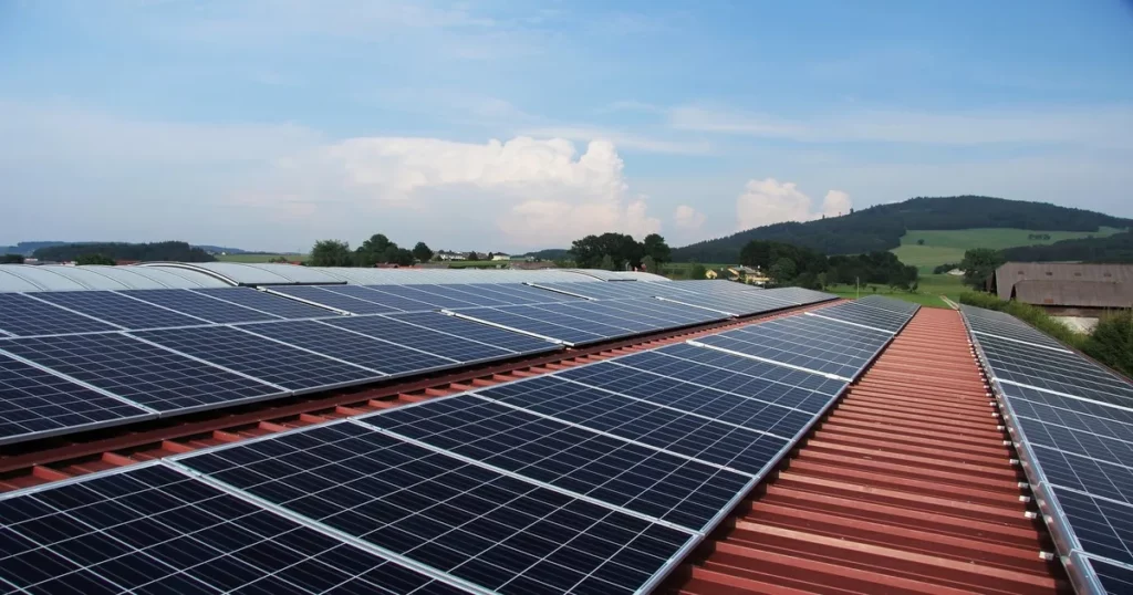 Evolução da energia solar causa impacto positivo na economia e no meio ambiente