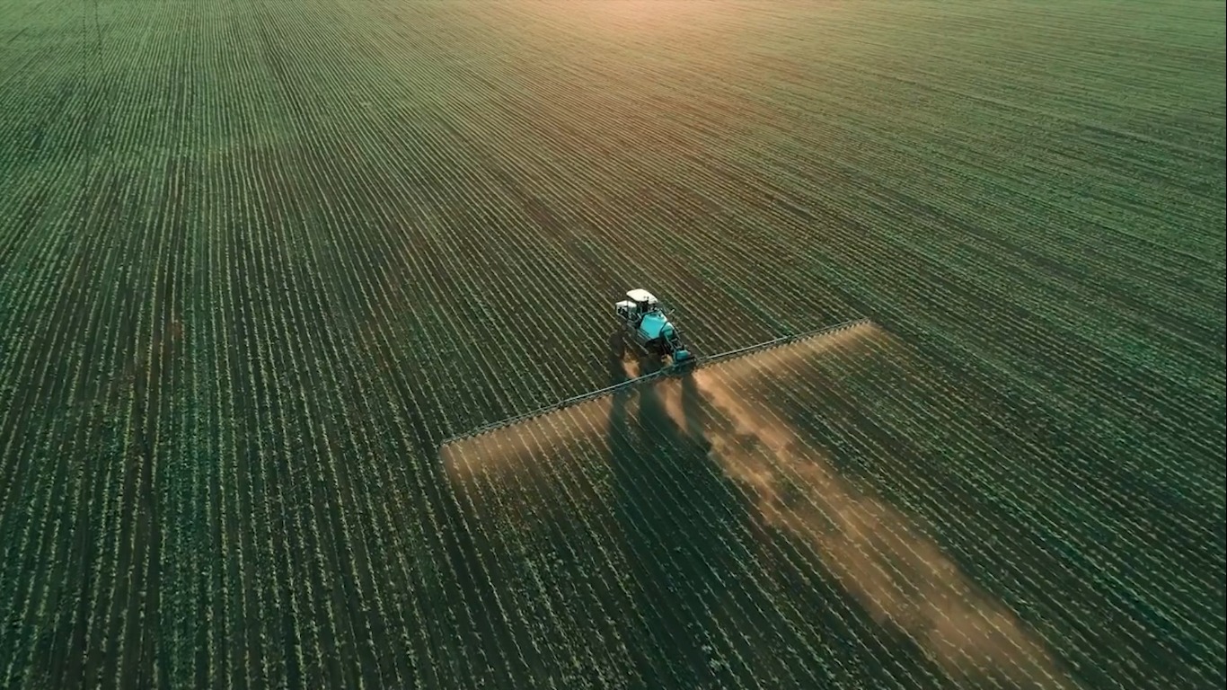 Sistema de logística reversa de embalagens de defensivos agrícolas no Brasil lidera ranking global